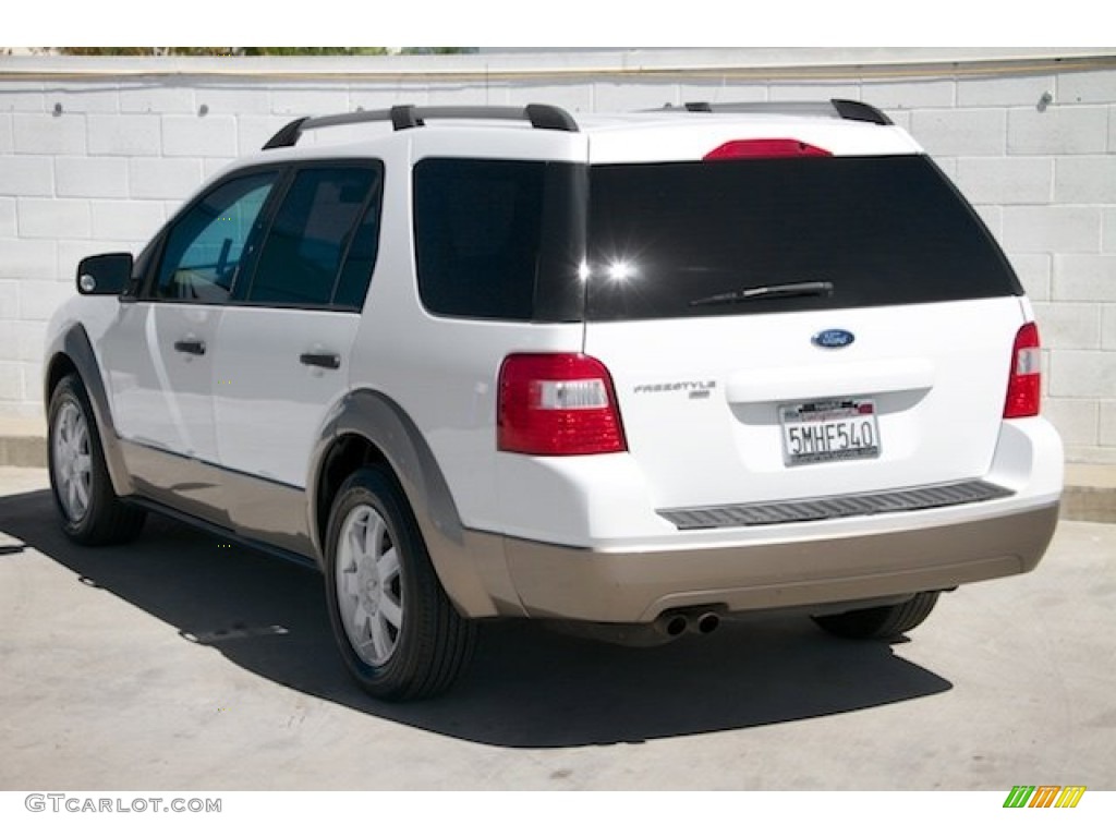 2005 Freestyle SE AWD - Oxford White / Pebble photo #2