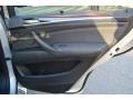 Titanium Silver Metallic - X5 xDrive 50i Photo No. 26