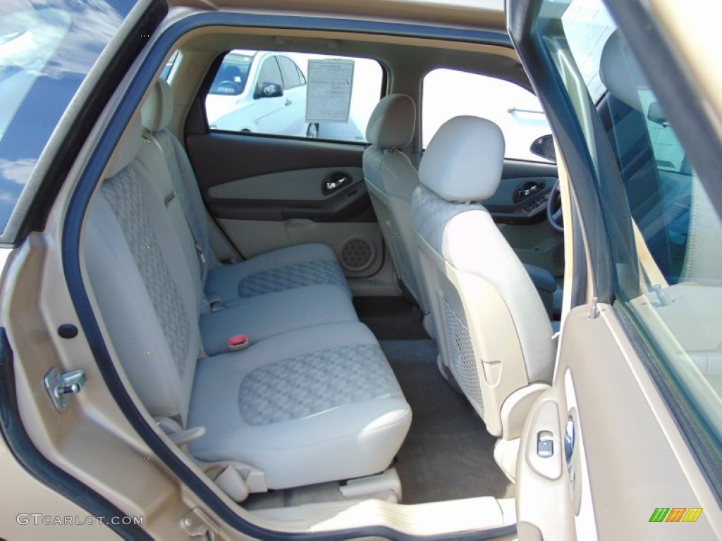 2005 Malibu Maxx LS Wagon - Light Driftwood Metallic / Neutral Beige photo #21