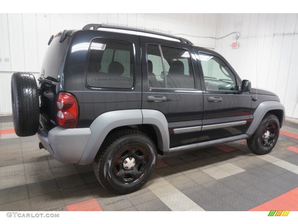 2005 Liberty Sport 4x4 - Black Clearcoat / Medium Slate Gray photo #7