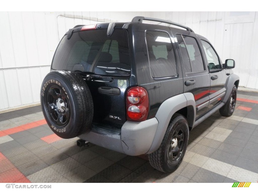 2005 Liberty Sport 4x4 - Black Clearcoat / Medium Slate Gray photo #8