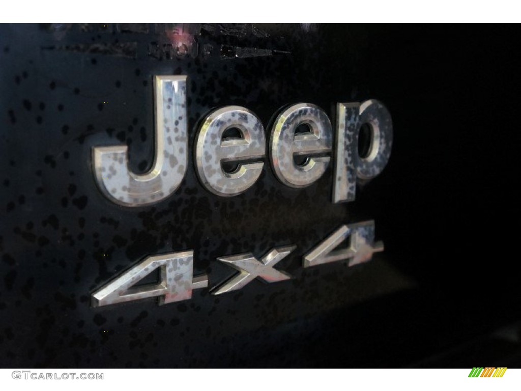 2005 Liberty Sport 4x4 - Black Clearcoat / Medium Slate Gray photo #72