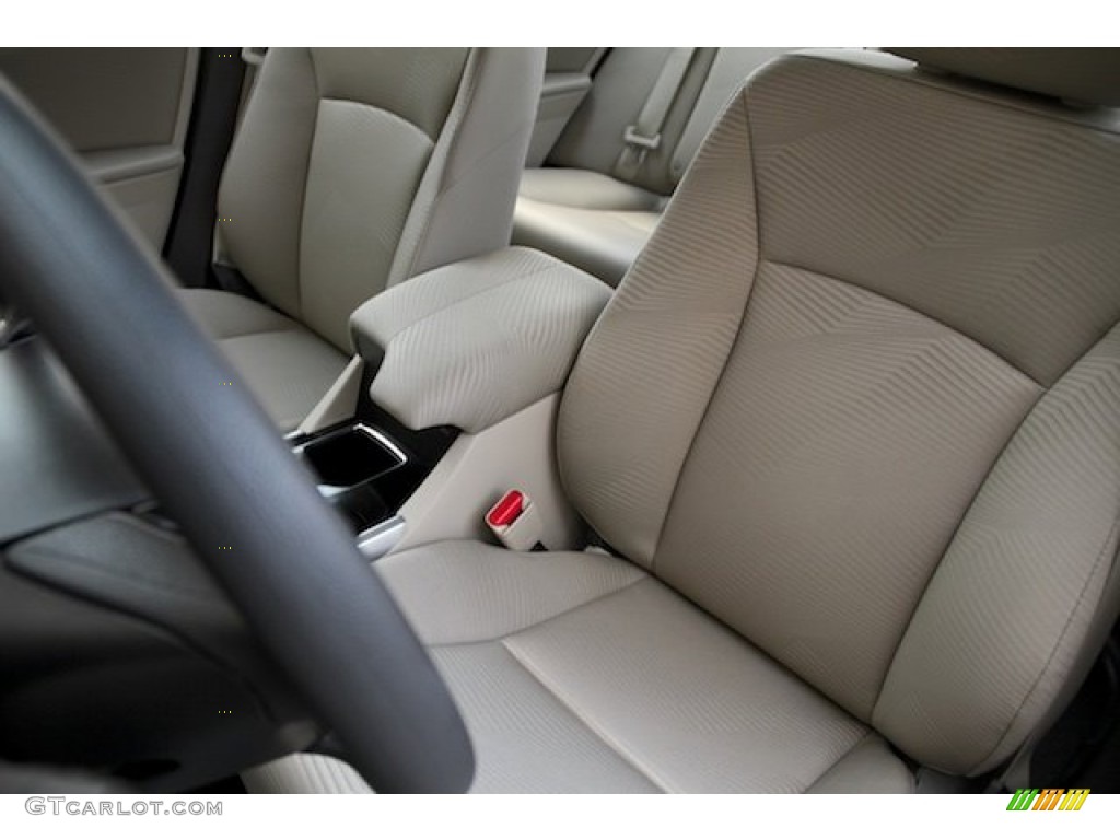 2016 Honda Accord LX Sedan Front Seat Photos