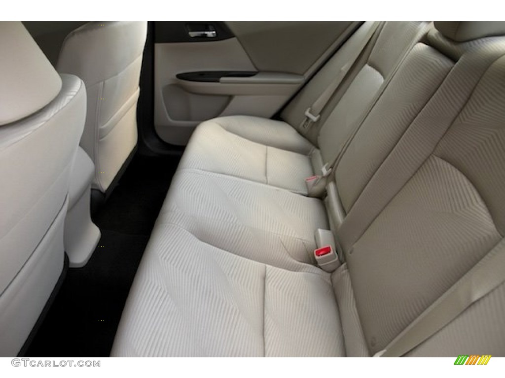 2016 Honda Accord LX Sedan Rear Seat Photo #107249660