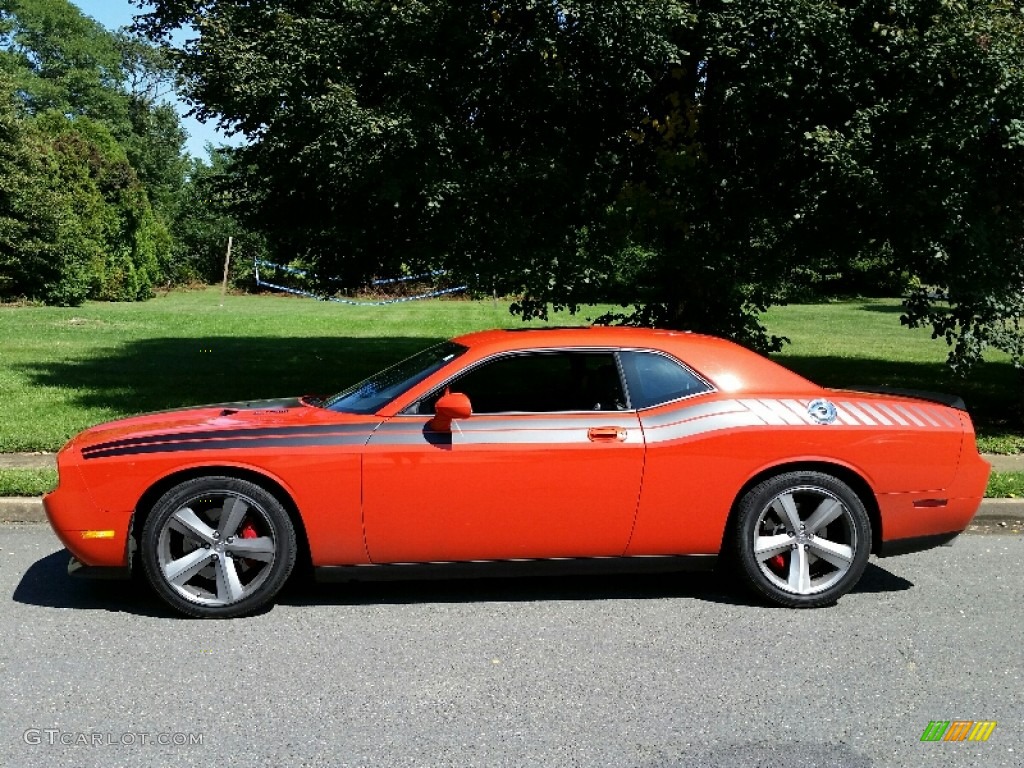 2008 Challenger SRT8 - HEMI Orange / Dark Slate Gray photo #3