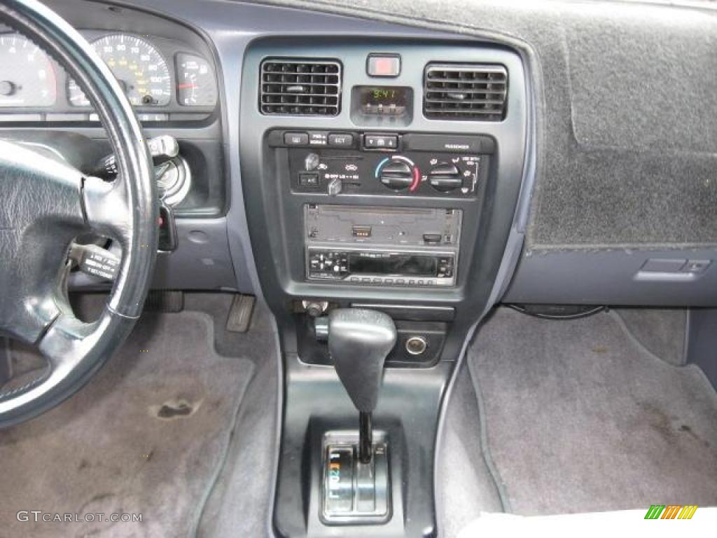 1999 4Runner SR5 - Black / Gray photo #15