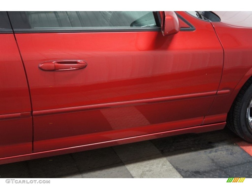 2004 LS V8 - Vivid Red Clearcoat / Black photo #44