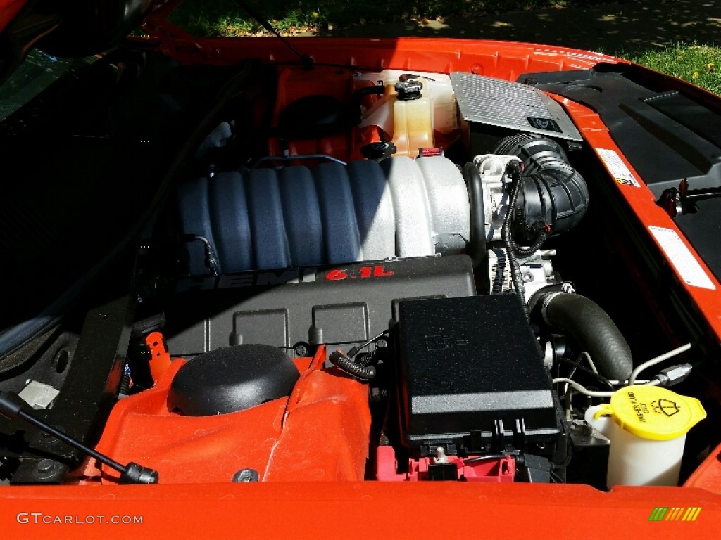 2008 Challenger SRT8 - HEMI Orange / Dark Slate Gray photo #23