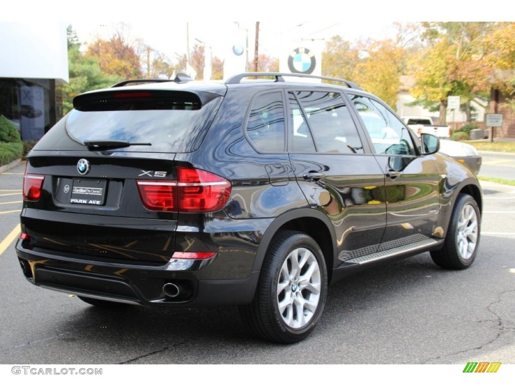 2012 X5 xDrive35i Premium - Black Sapphire Metallic / Oyster photo #3