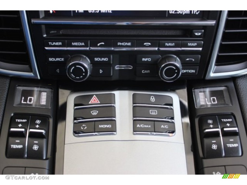 2013 Porsche Panamera 4 Platinum Edition Controls Photo #107255759