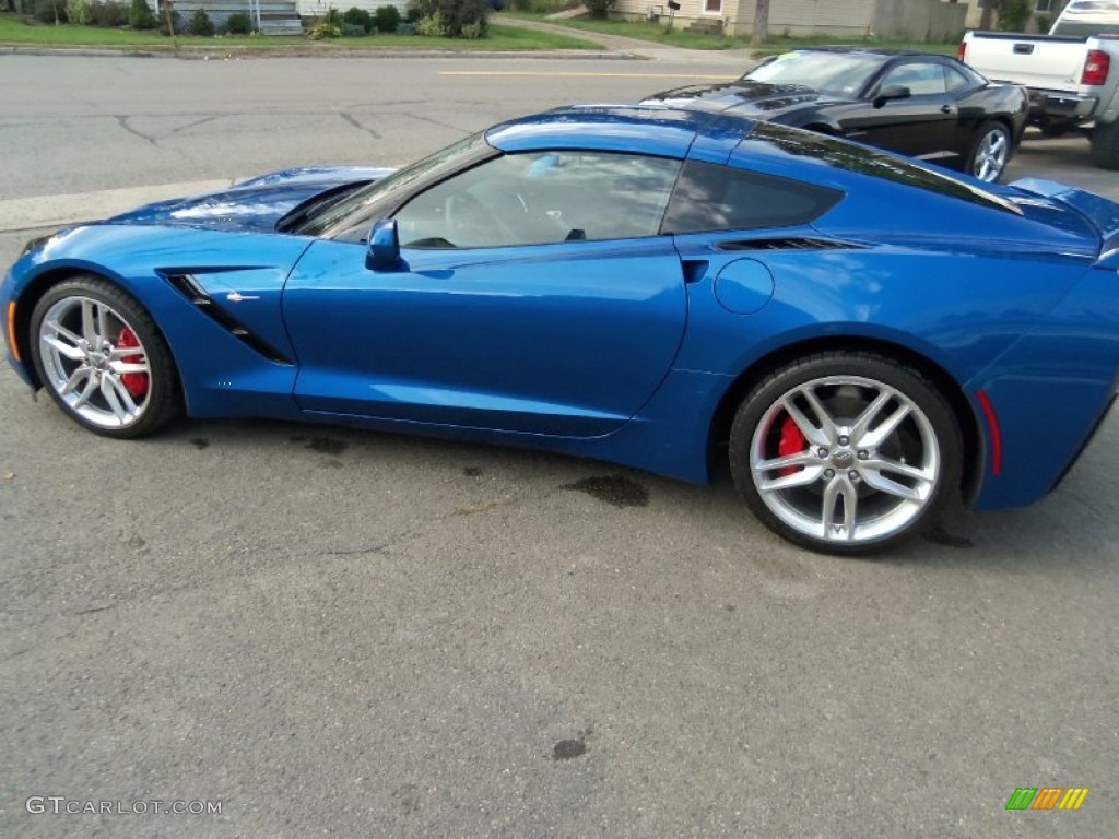 2015 Corvette Stingray Coupe - Laguna Blue Tintcoat / Adrenaline Red photo #10