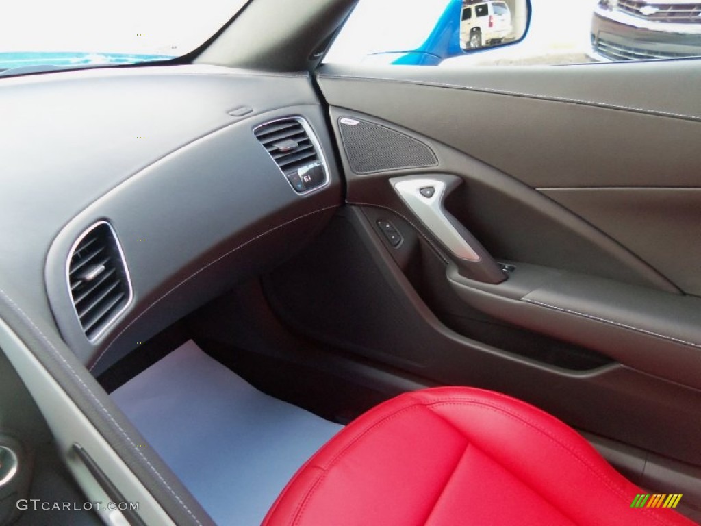 2015 Corvette Stingray Coupe - Laguna Blue Tintcoat / Adrenaline Red photo #17
