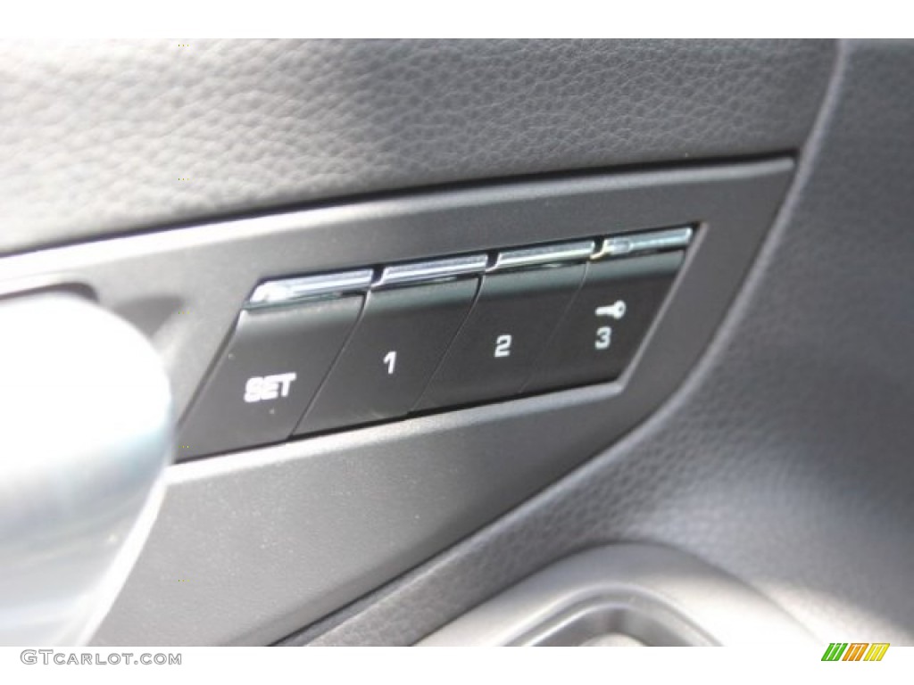 2014 Cayman S - Platinum Silver Metallic / Black photo #15