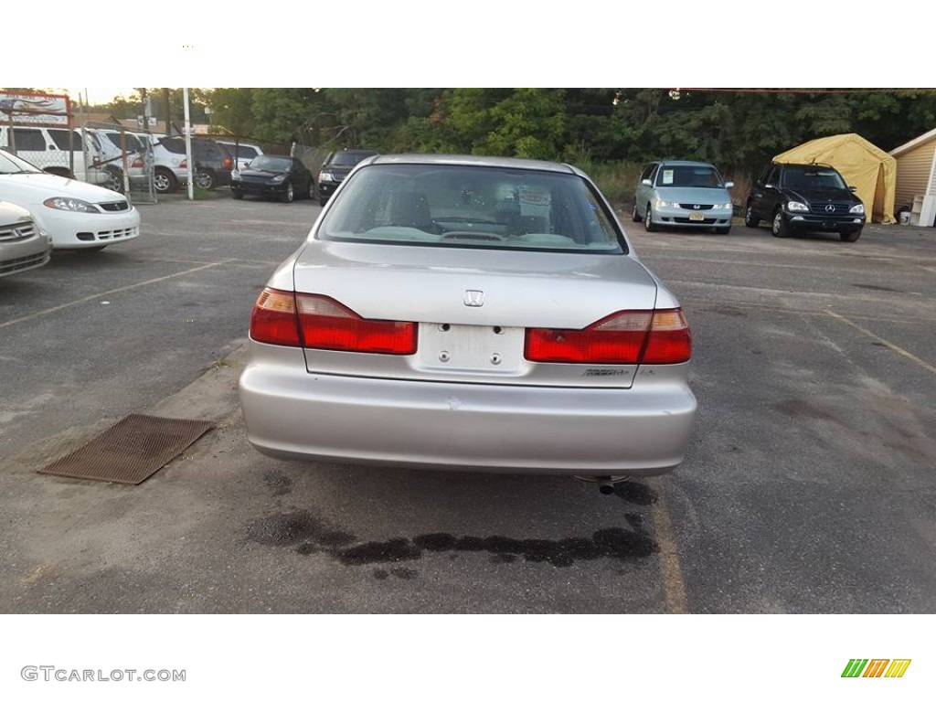 1998 Accord LX Sedan - Regent Silver Pearl / Ivory photo #5