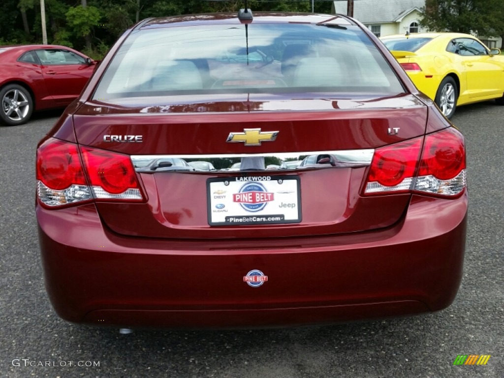 2016 Cruze Limited LT - Siren Red Tintcoat / Medium Titanium photo #5