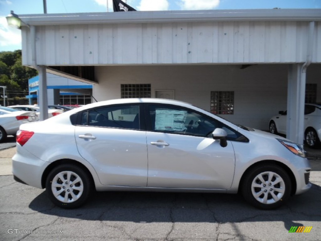 2016 Rio LX Sedan - Bright Silver / Black photo #1