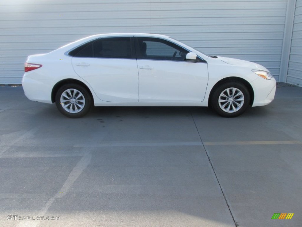 2015 Camry LE - Super White / Black photo #3