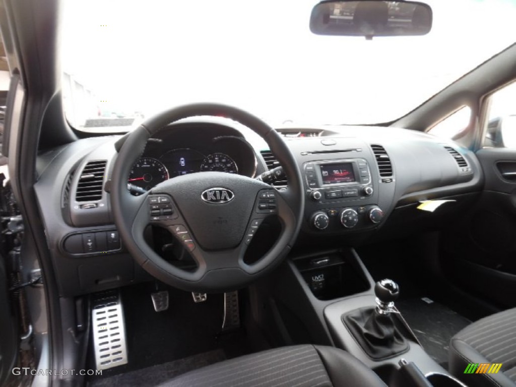 2015 Kia Forte5 SX Dashboard Photos