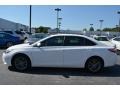 Super White - Camry SE Photo No. 6