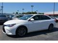 Super White - Camry SE Photo No. 7