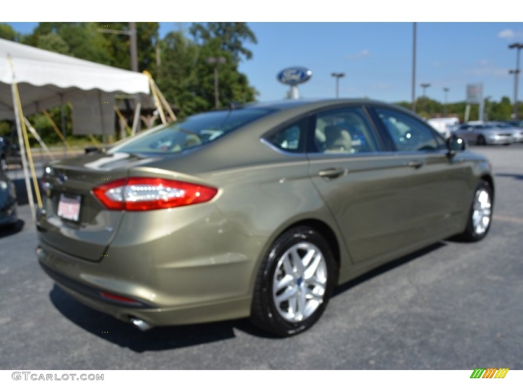 2013 Fusion SE - Ginger Ale Metallic / Dune photo #3