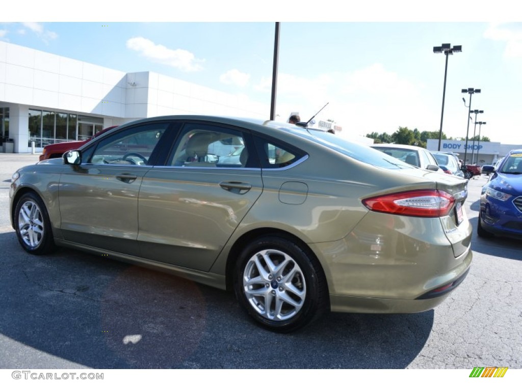 2013 Fusion SE - Ginger Ale Metallic / Dune photo #5