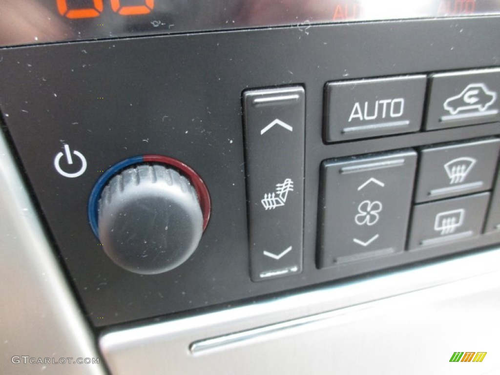 2005 STS V6 - White Diamond / Cashmere photo #30