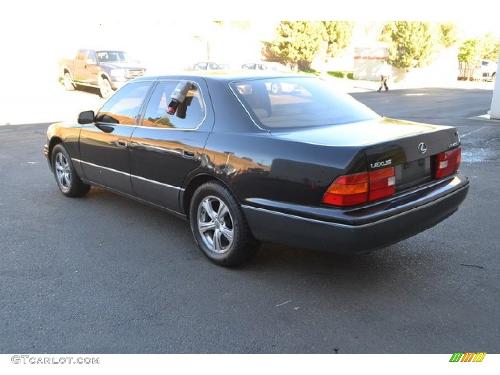 1999 LS 400 - Black Onyx / Black photo #4