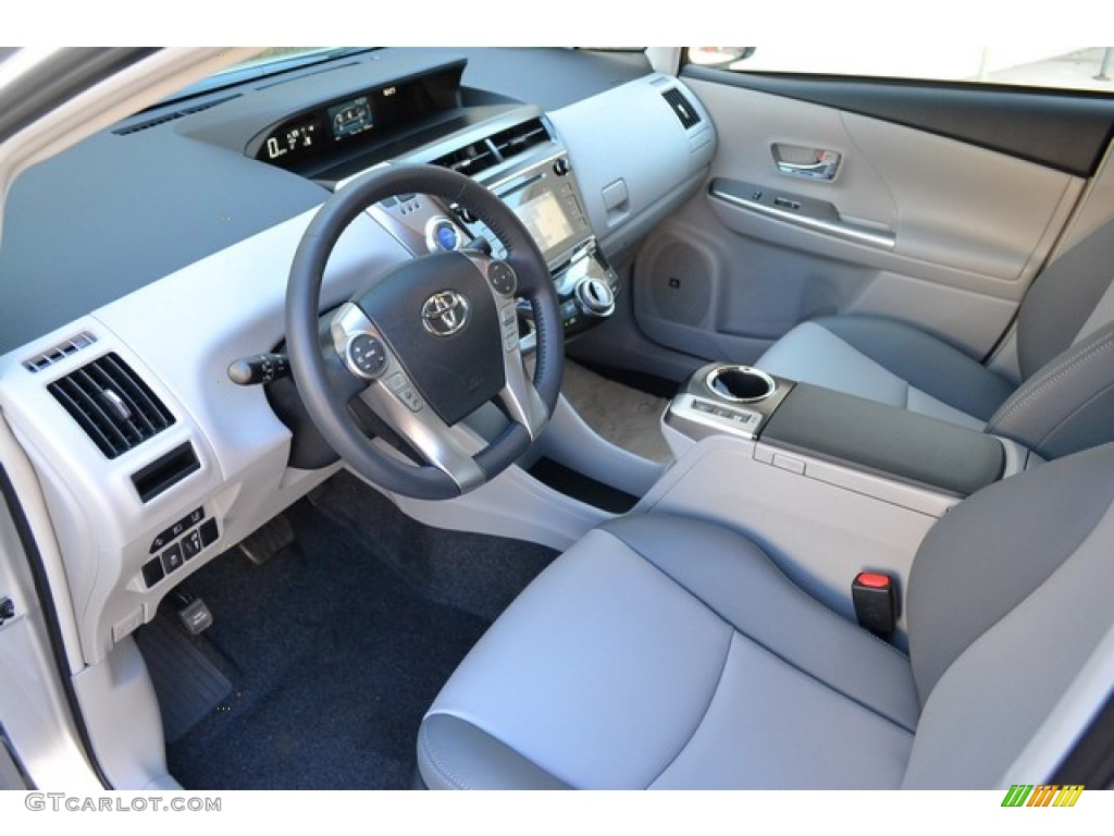 Ash Interior 2016 Toyota Prius v Five Photo #107300762