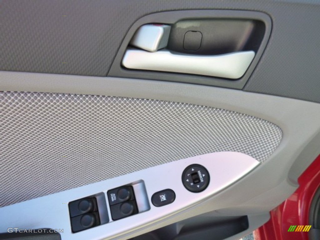 2012 Accent GLS 4 Door - Boston Red / Gray photo #13