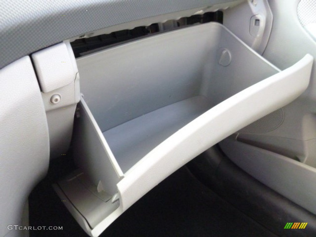 2012 Accent GLS 4 Door - Boston Red / Gray photo #15