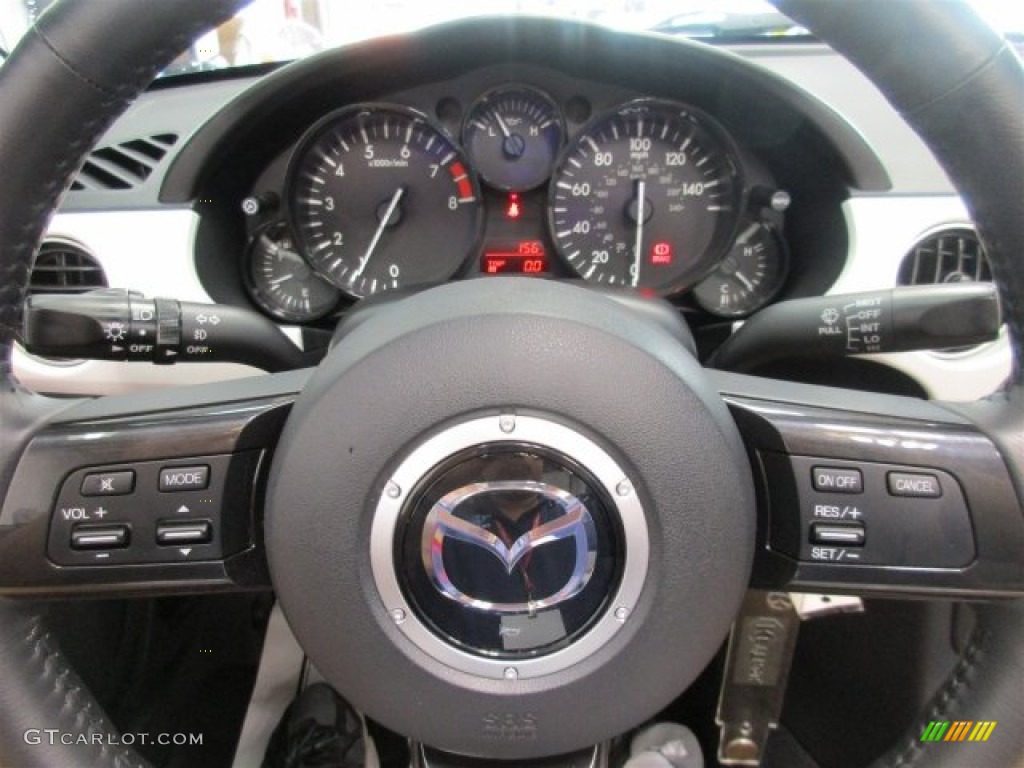 2015 Mazda MX-5 Miata Club Roadster Controls Photo #107306180
