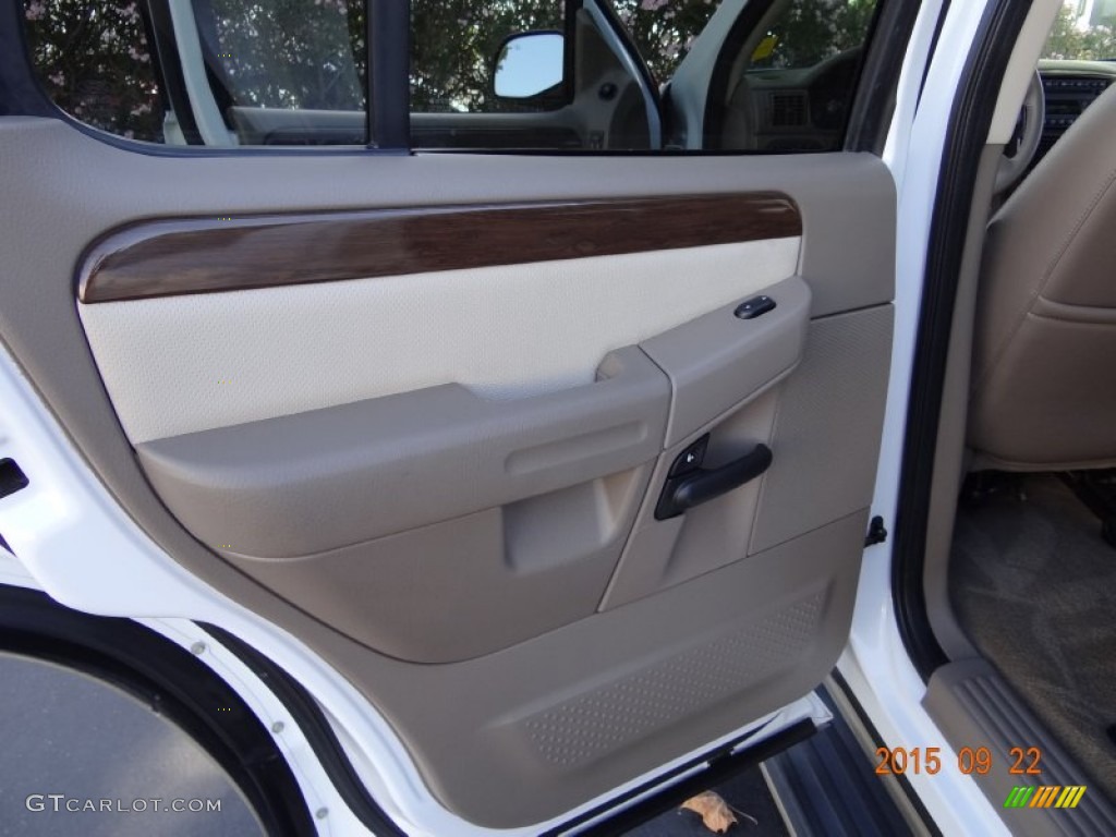 2005 Explorer Eddie Bauer 4x4 - Oxford White / Medium Parchment photo #17