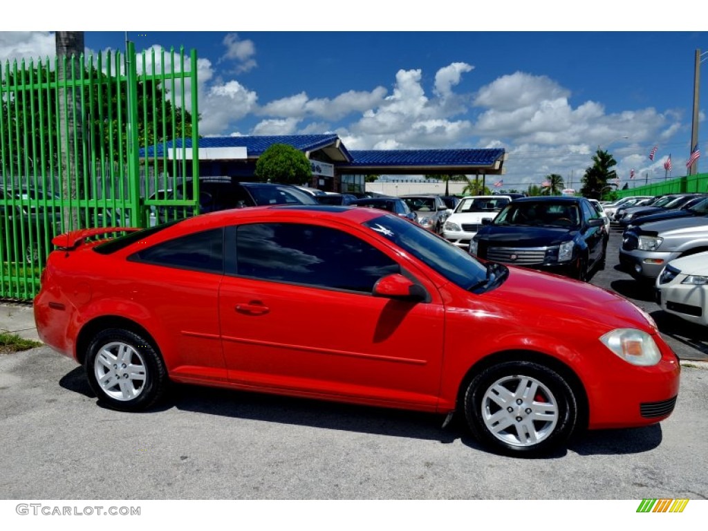 2005 Cobalt LS Coupe - Victory Red / Ebony photo #6