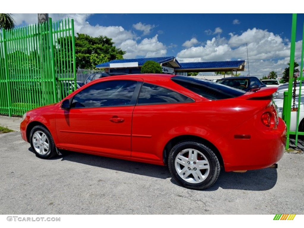 2005 Cobalt LS Coupe - Victory Red / Ebony photo #33
