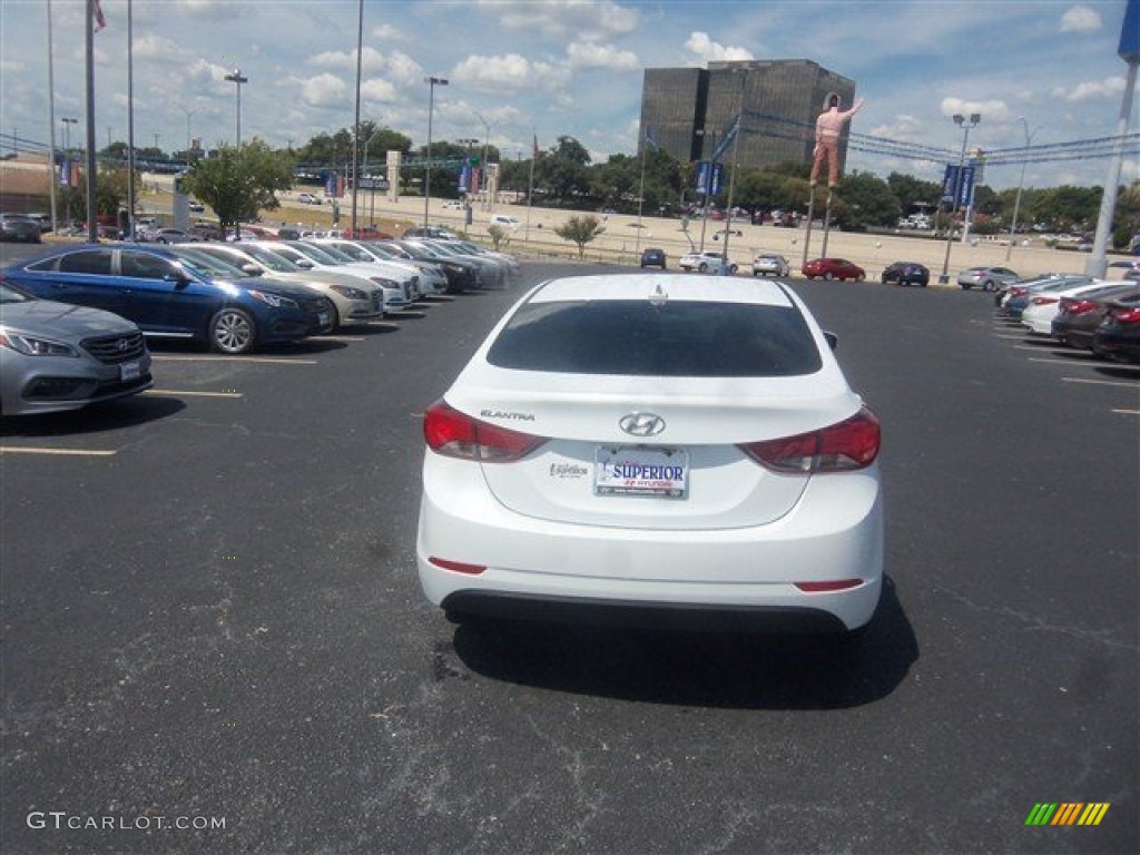 2016 Elantra SE - White / Beige photo #9