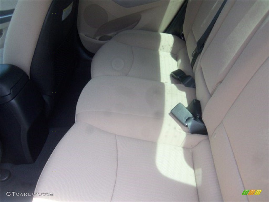 2016 Elantra SE - White / Beige photo #14