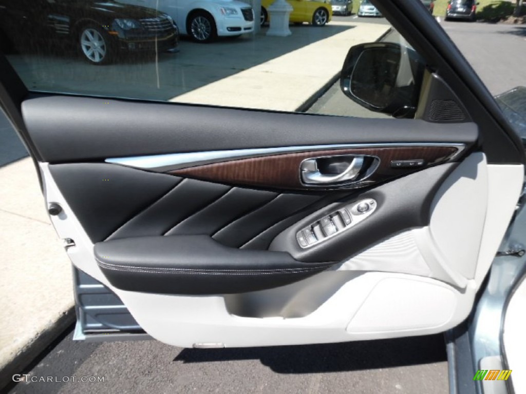 2015 Infiniti Q50 S 3.7 AWD Door Panel Photos