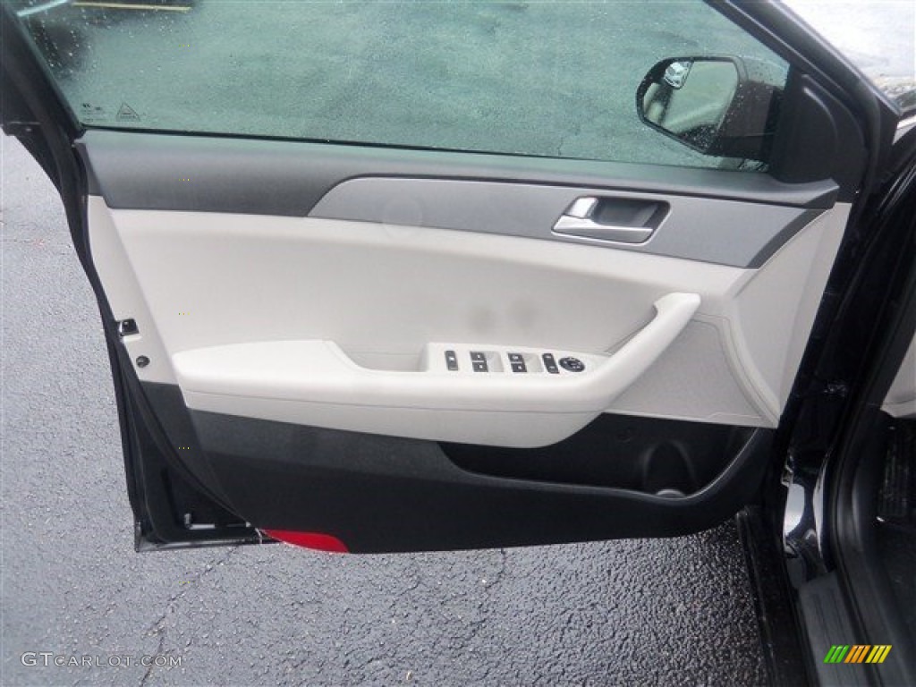 2016 Hyundai Sonata SE Gray Door Panel Photo #107317289