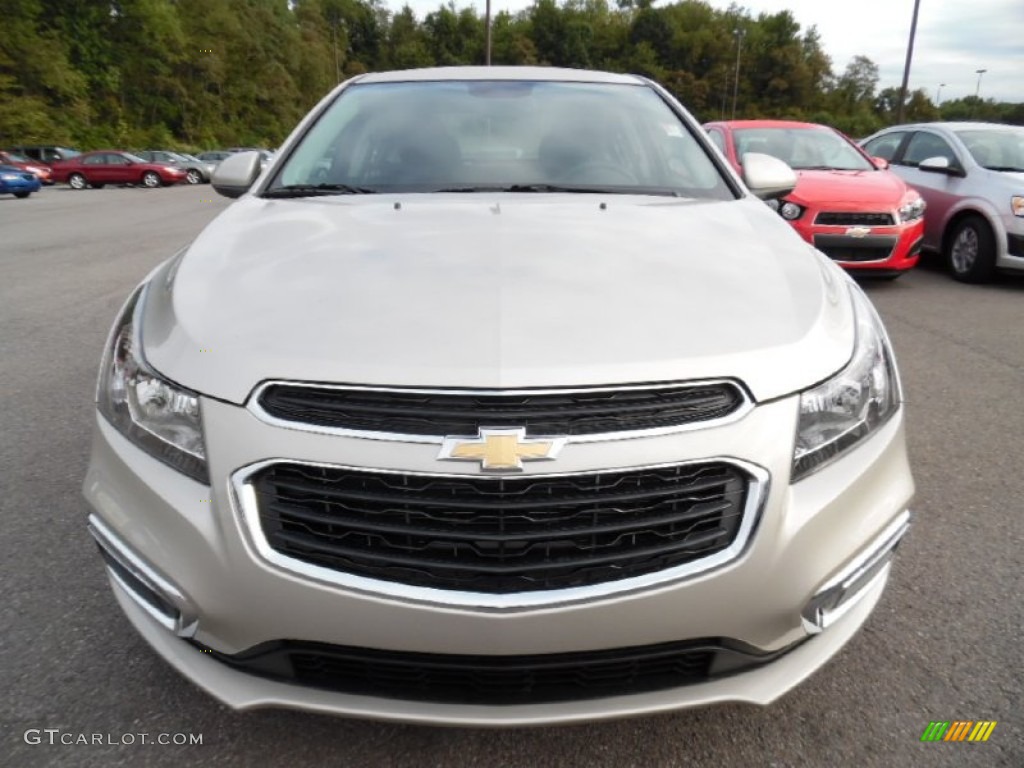 2016 Cruze Limited LT - Champagne Silver Metallic / Jet Black photo #2