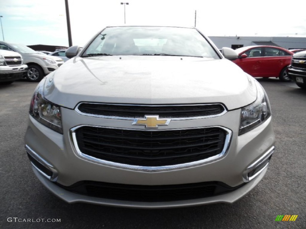 2016 Cruze Limited LT - Champagne Silver Metallic / Jet Black photo #2