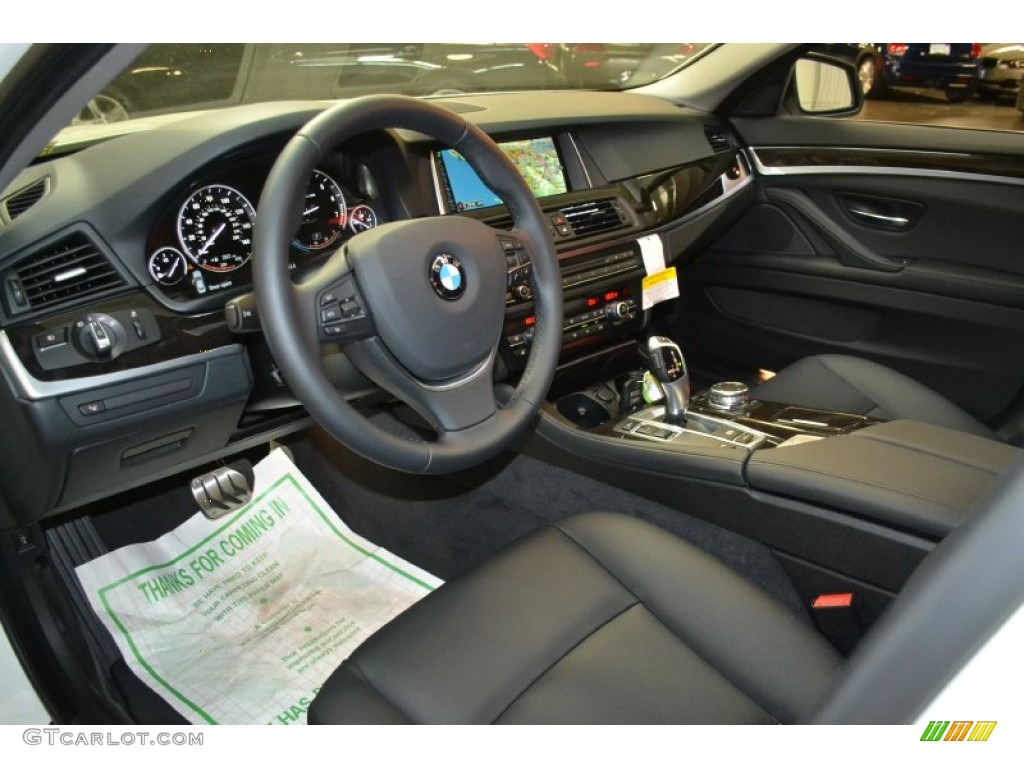 Black Interior 2016 BMW 5 Series 528i Sedan Photo #107327165