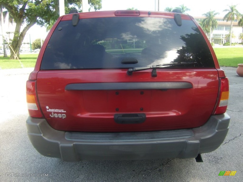 2002 Grand Cherokee Laredo - Inferno Red Tinted Pearlcoat / Sandstone photo #4