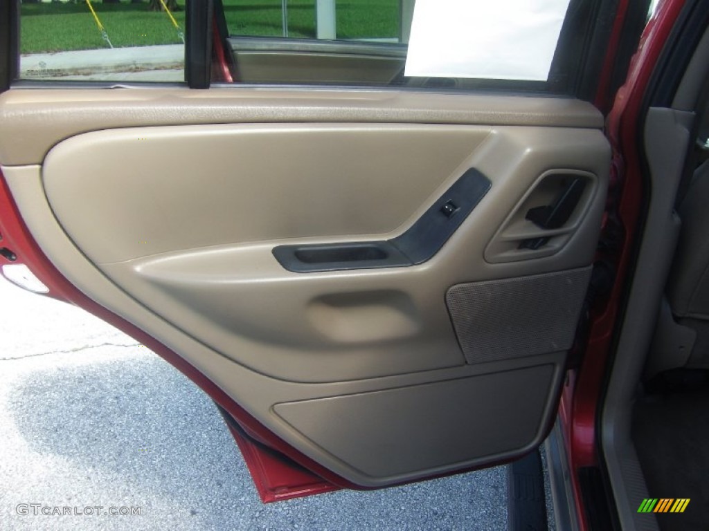 2002 Grand Cherokee Laredo - Inferno Red Tinted Pearlcoat / Sandstone photo #13