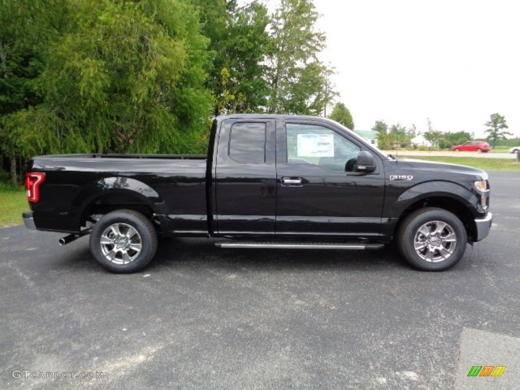 2015 F150 XLT SuperCab - Tuxedo Black Metallic / Medium Earth Gray photo #2