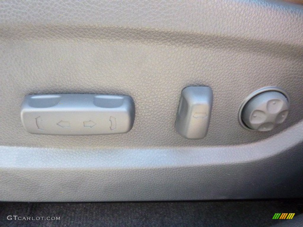 2016 Santa Fe SE AWD - Circuit Silver / Gray photo #14