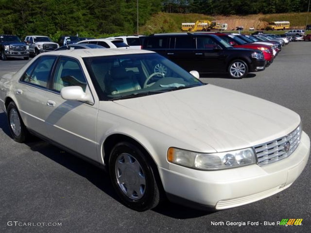 2000 Seville SLS - White Diamond / Neutral Shale photo #7