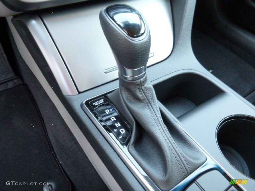 2016 Hyundai Sonata SE Transmission Photos