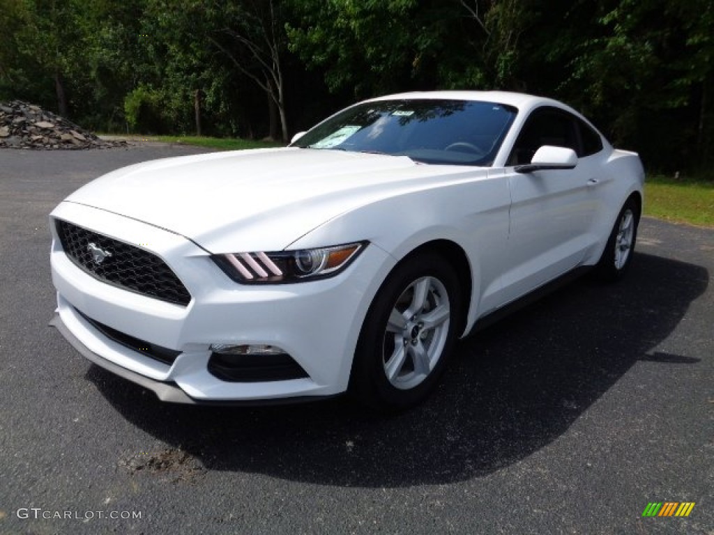 Oxford White 2015 Ford Mustang V6 Coupe Exterior Photo #107333689
