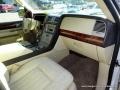 2003 Oxford White Lincoln Navigator Luxury  photo #10